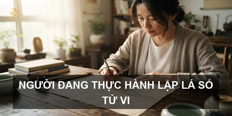Người đang thực hành lập lá số Tử Vi