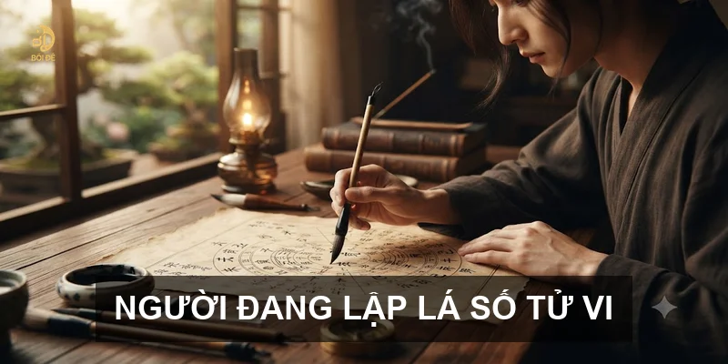 Người đang lập lá số tử vi